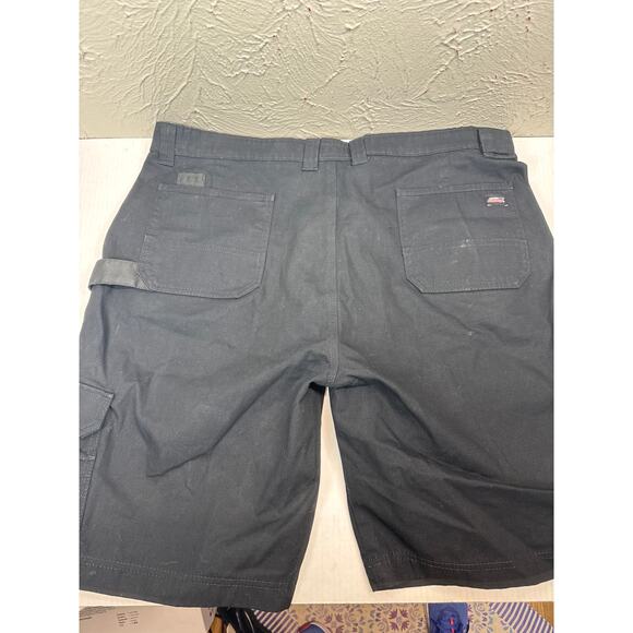 Dickies Mens Cargo Shorts 6 Pockets 100% Cotton Regular Fit Size 40 - Picture 2 of 5